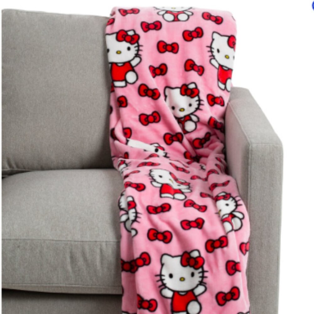 HELLO KITTY Plush Charming Bows Throw - Picture 1 of 2